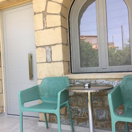 Το Πετρινο / The Petrino Apartments Stoúpa Exteriör bild