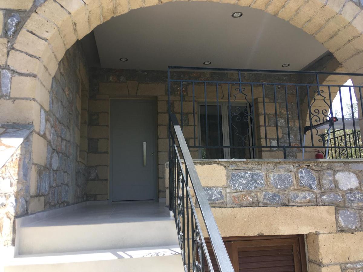 Το Πετρινο / The Petrino Apartments Stoúpa Exteriör bild